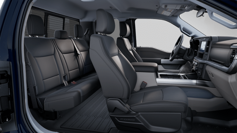 2025 Ford F-250 - Image 9