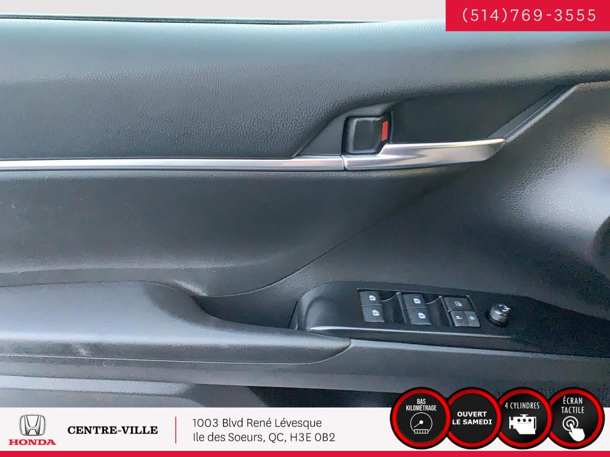 2018 Toyota Camry - Image 14