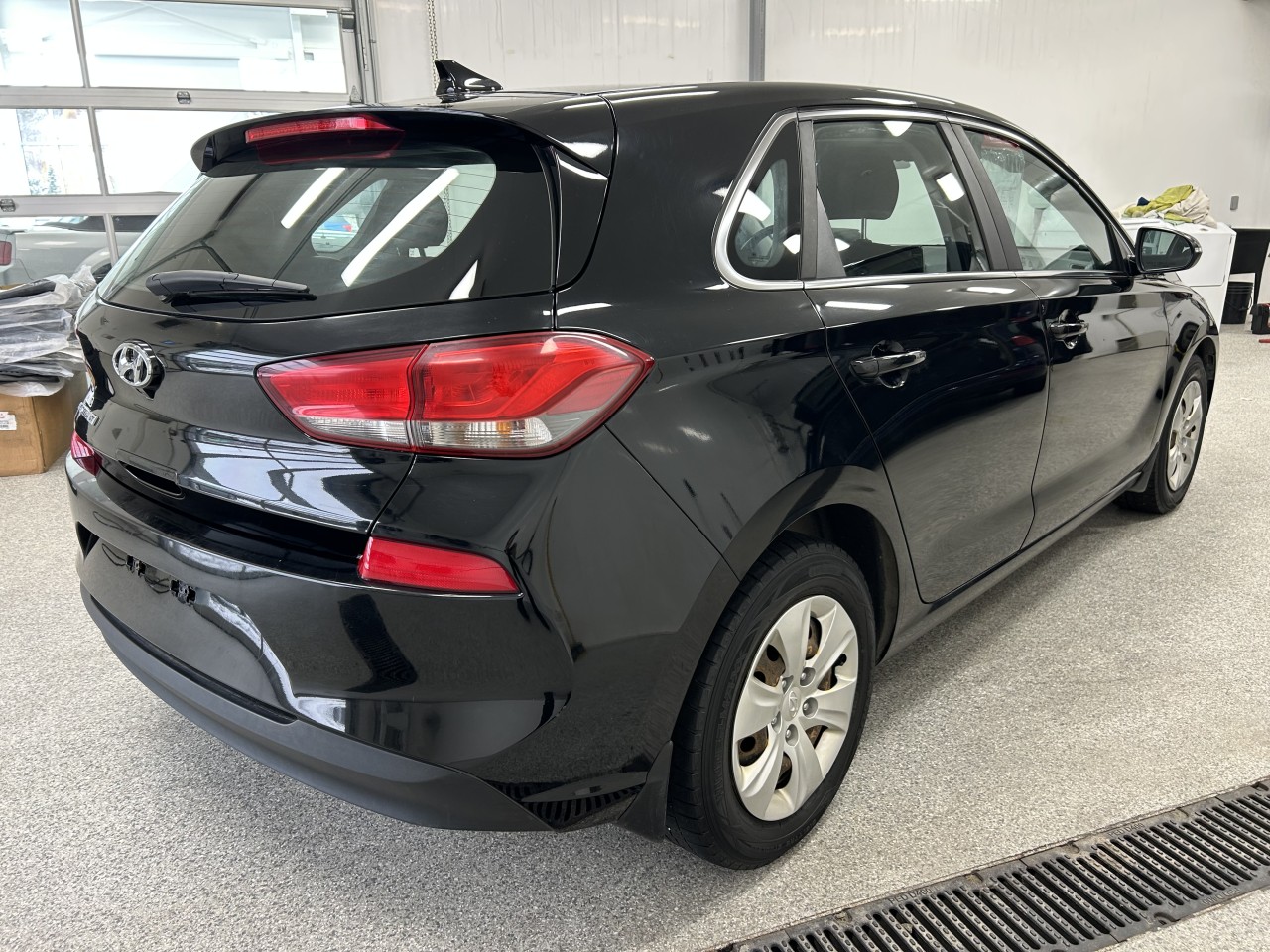 2018 Hyundai Elantra GT - Image 11