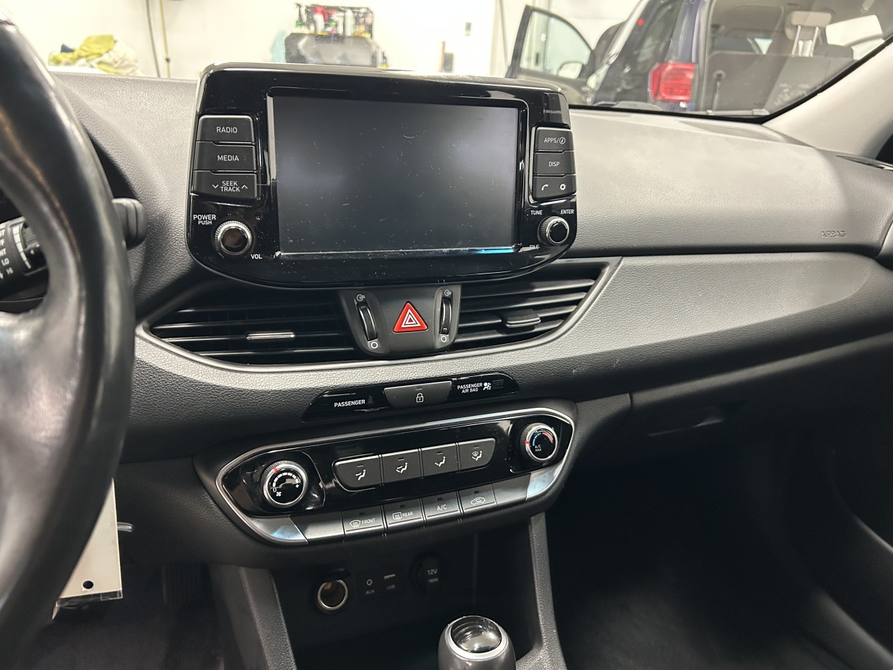 2018 Hyundai Elantra GT - Image 16