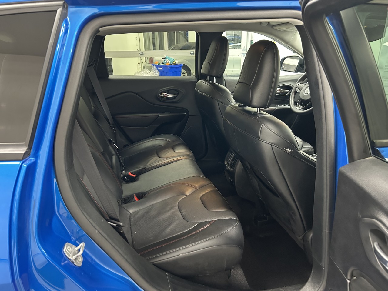 2023 Jeep Cherokee - Image 22