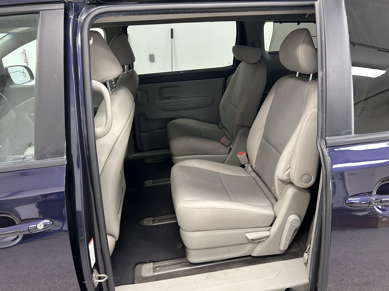 2020 Kia Sedona - Image 18