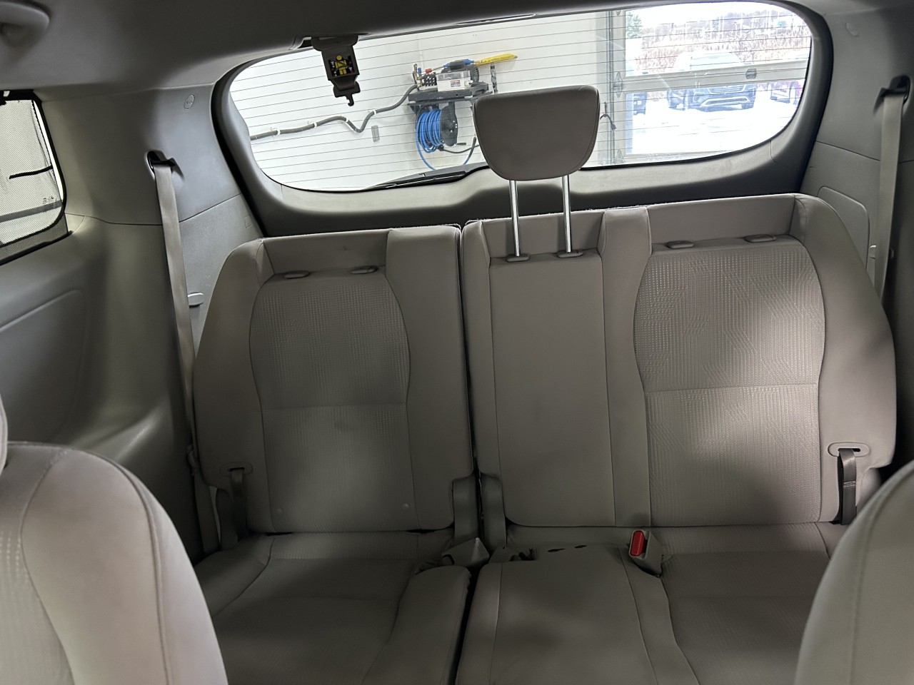 2020 Kia Sedona - Image 20