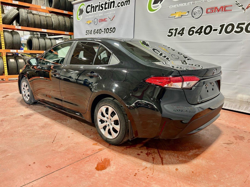 2022 Toyota Corolla Cross - Image 21