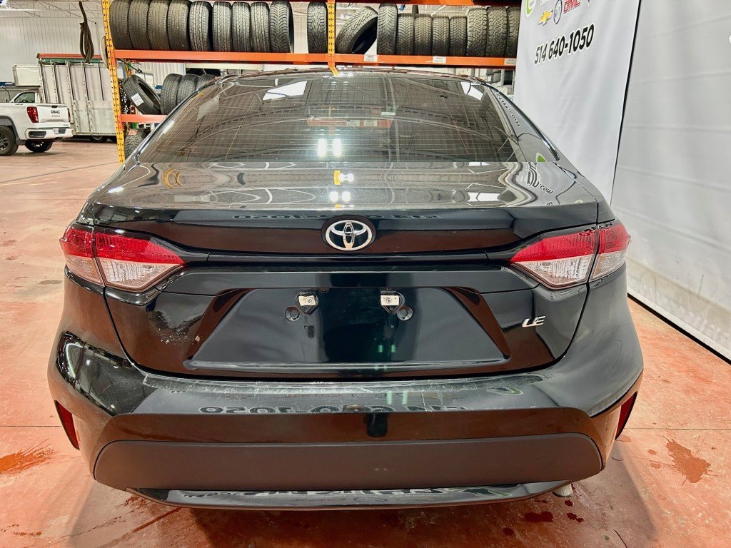2022 Toyota Corolla Cross - Image 22