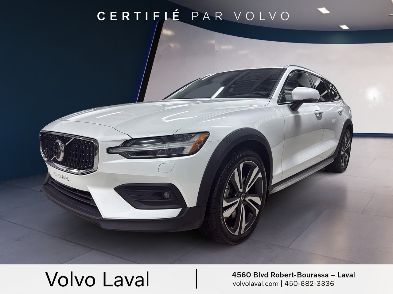 2024 Volvo V60 Cross Country
