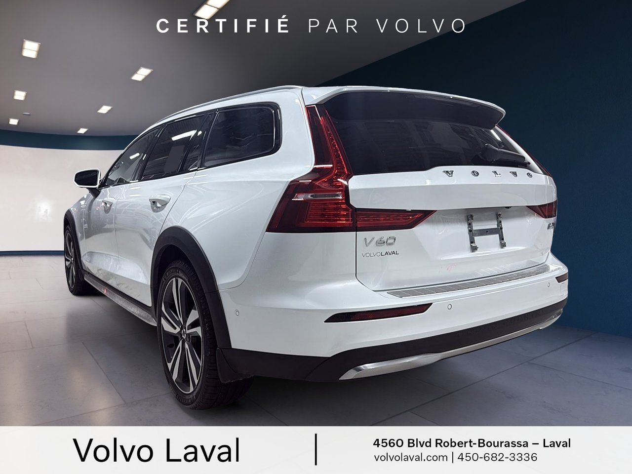 2024 Volvo V60 Cross Country - Image 6