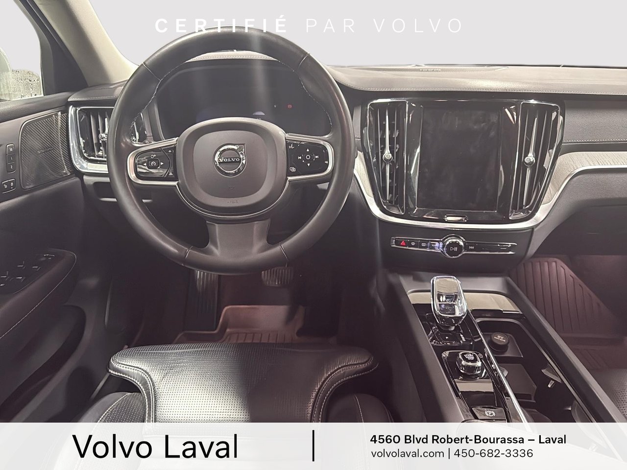 2024 Volvo V60 Cross Country - Image 12