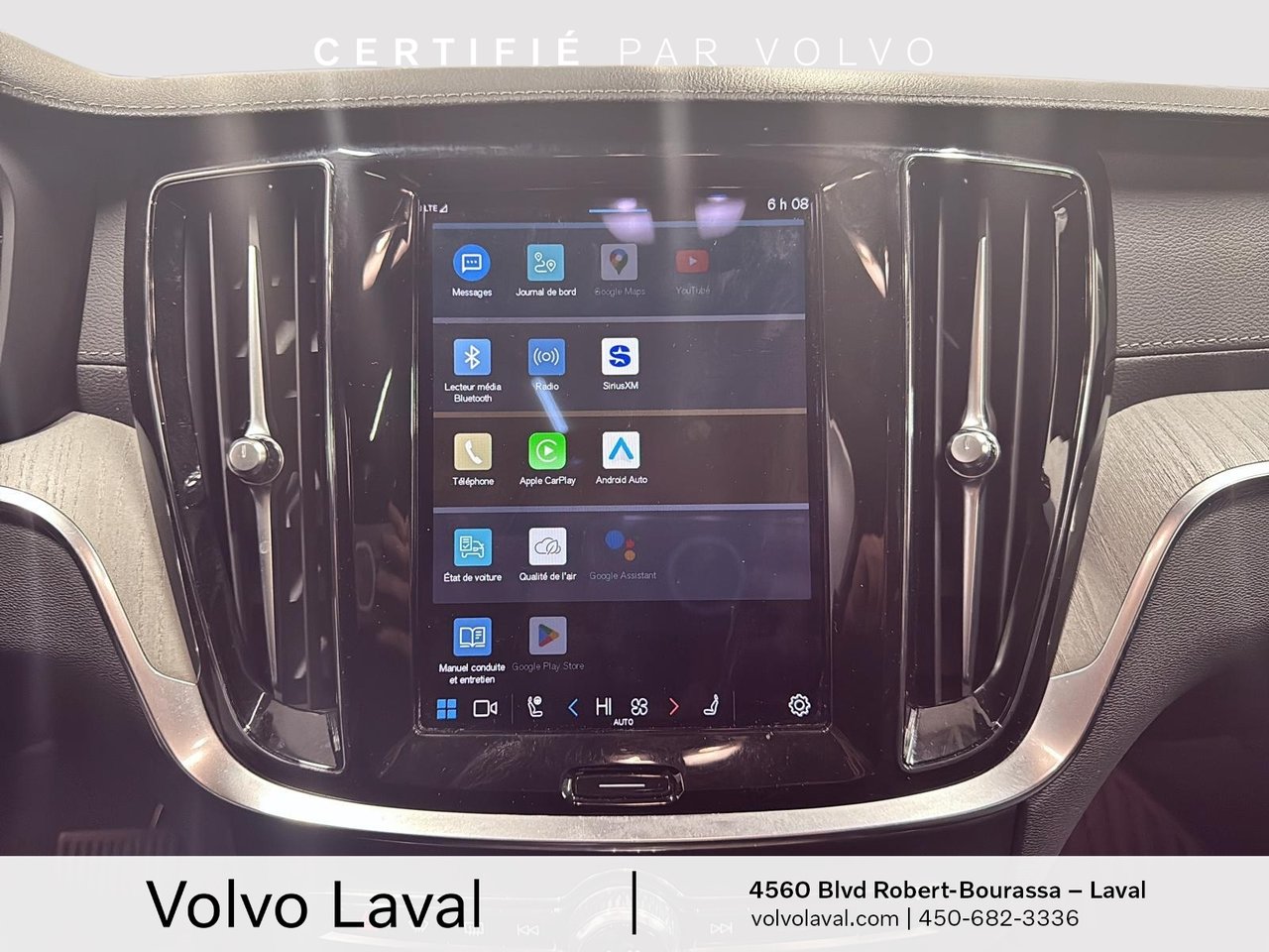 2024 Volvo V60 Cross Country - Image 14