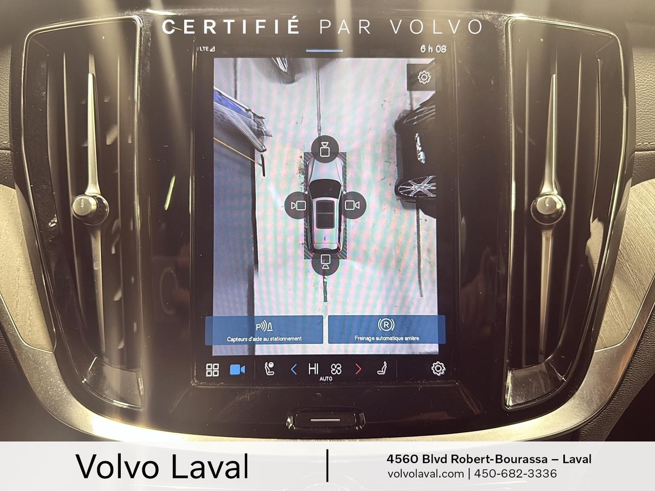 2024 Volvo V60 Cross Country - Image 15