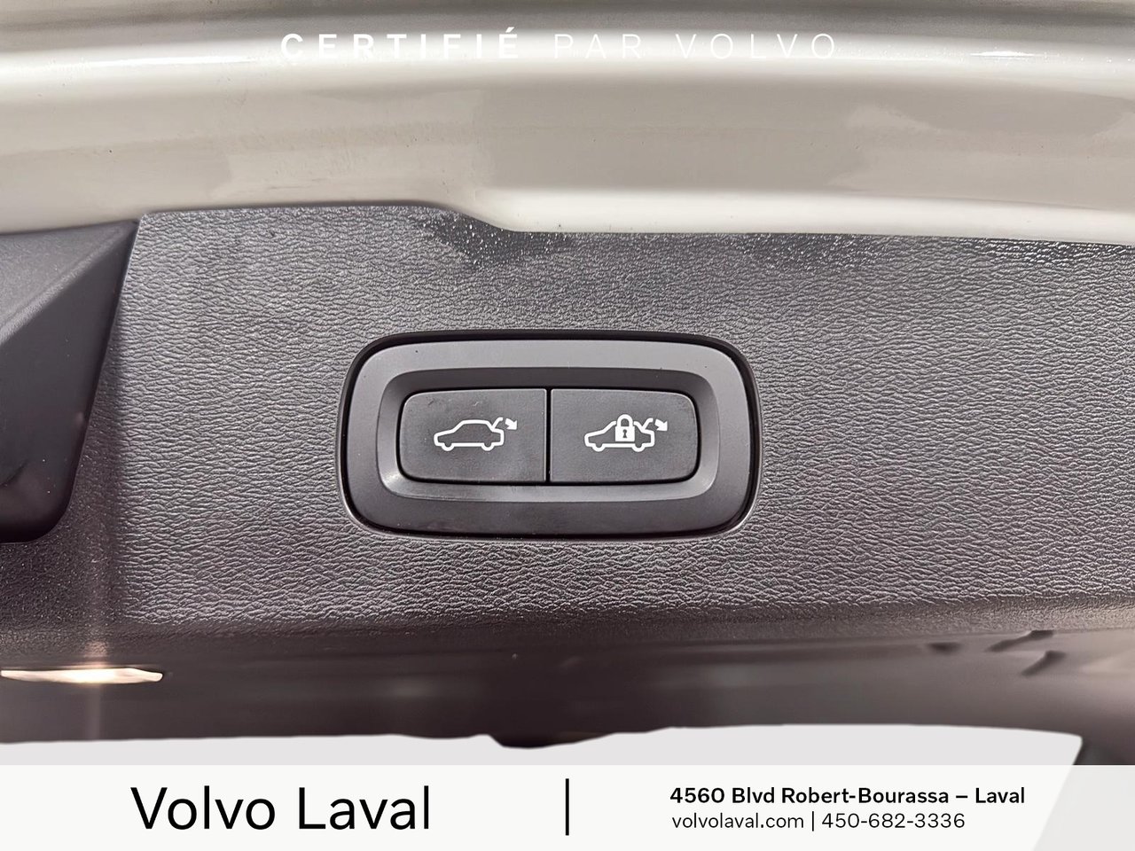 2024 Volvo V60 Cross Country - Image 19