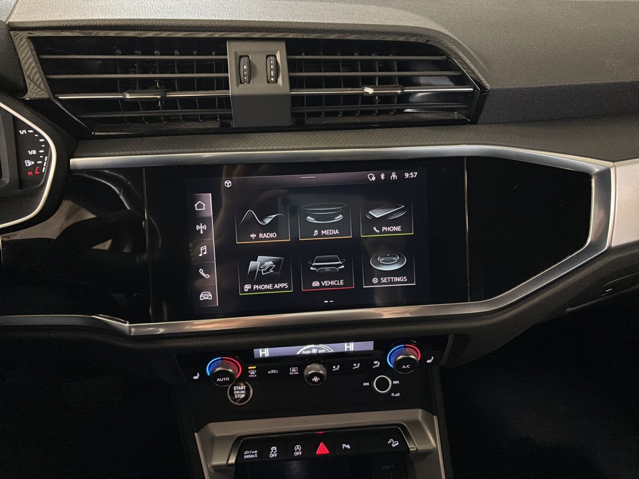 2022 Audi Q3 - Image 14