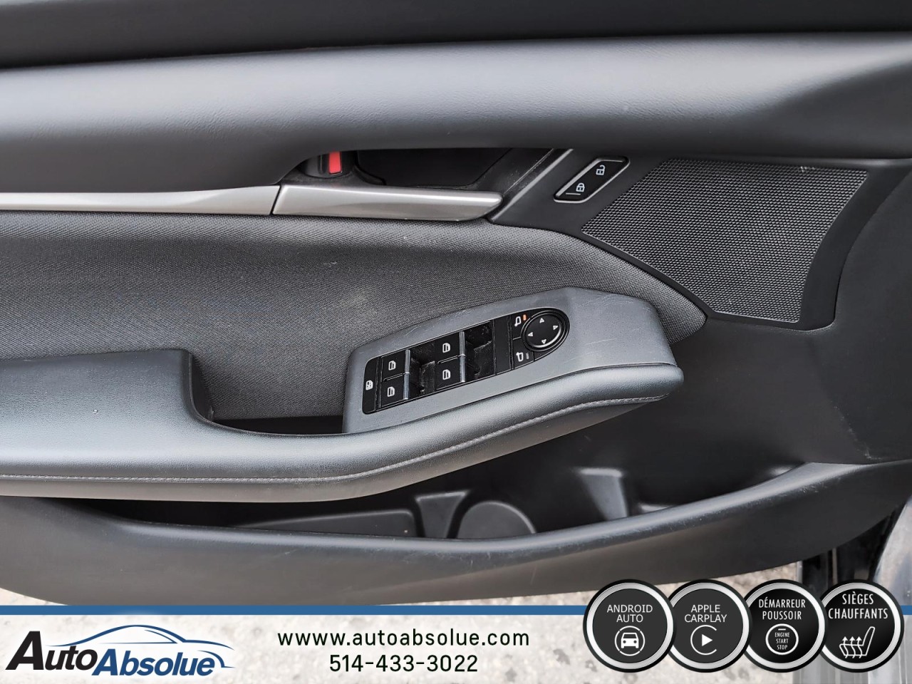 2020 Mazda 3 Sport - Image 11