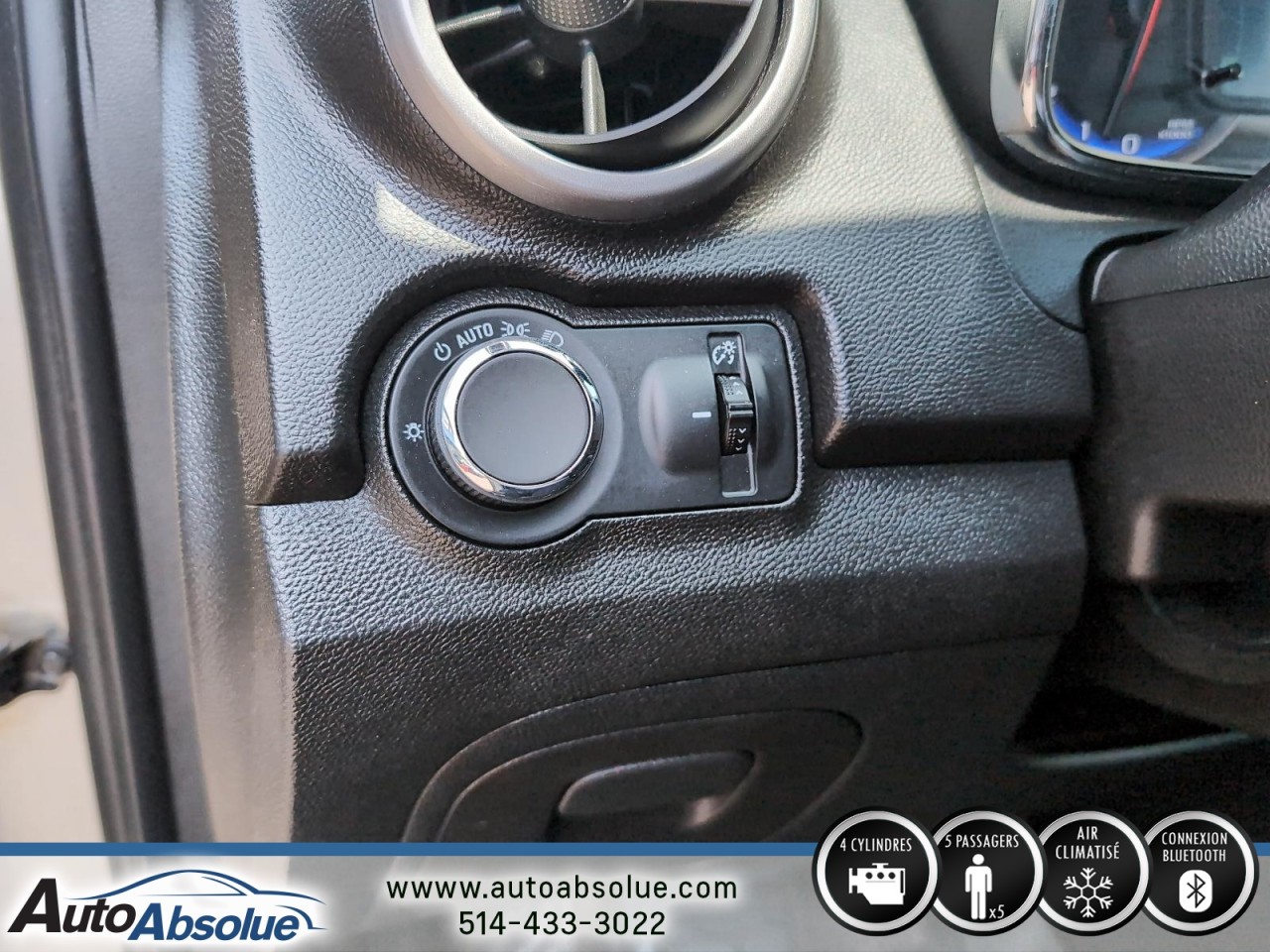 2016 Chevrolet Trax - Image 15