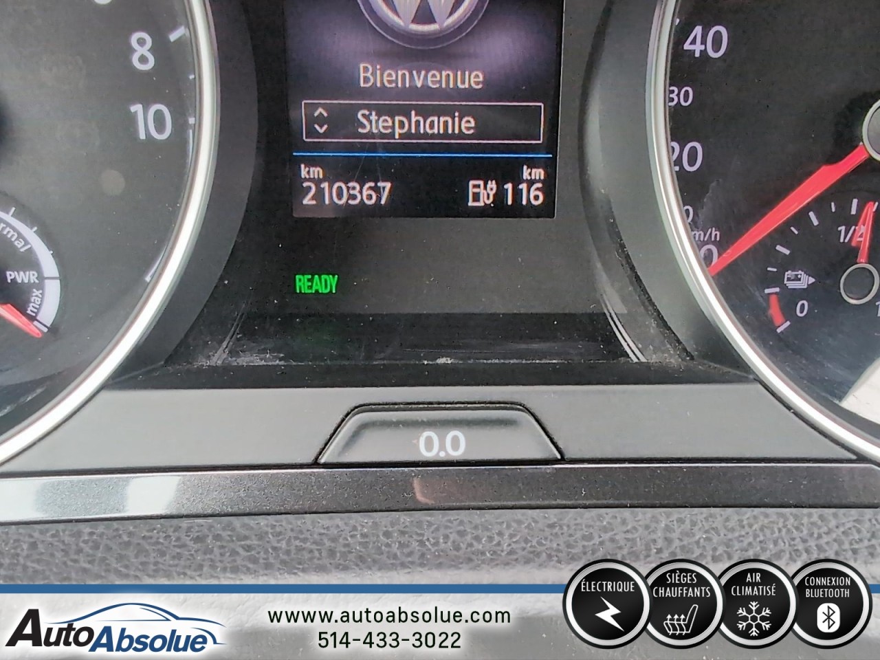 2017 Volkswagen e-Golf - Image 17