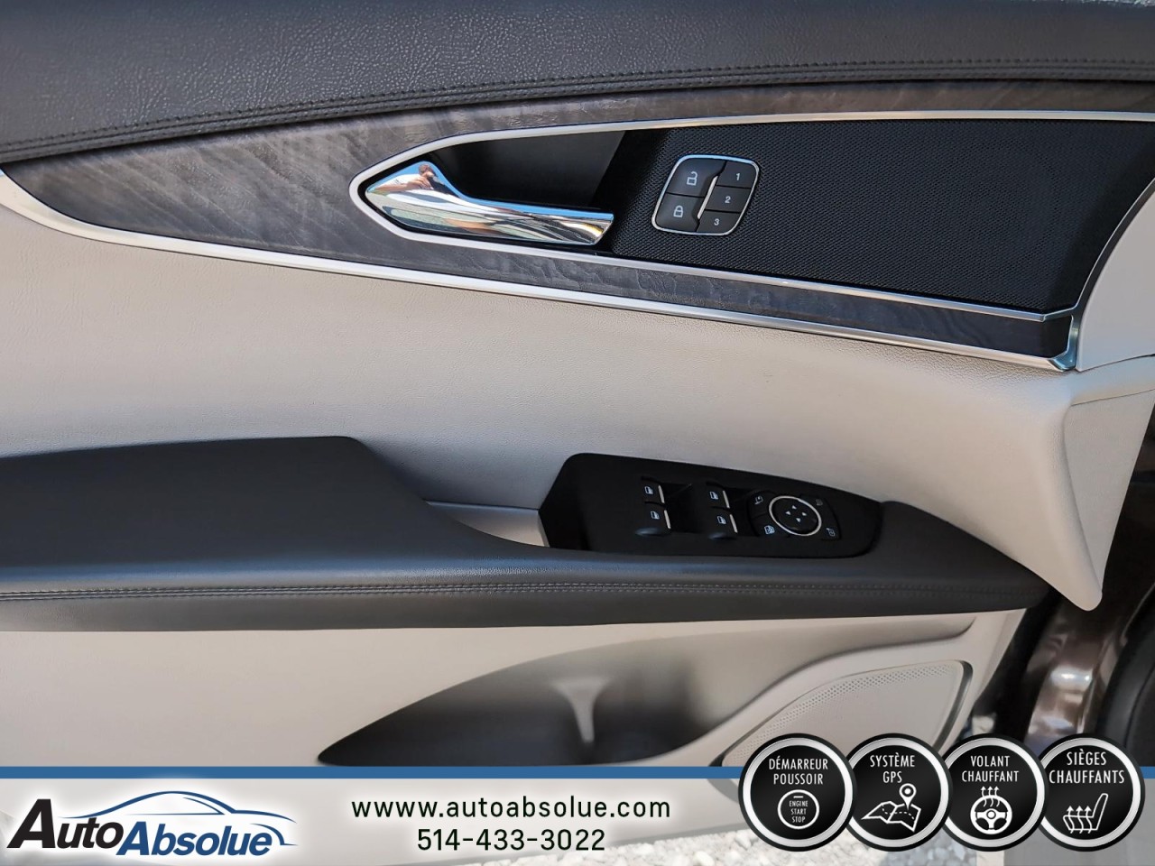 2019 Lincoln Nautilus - Image 11