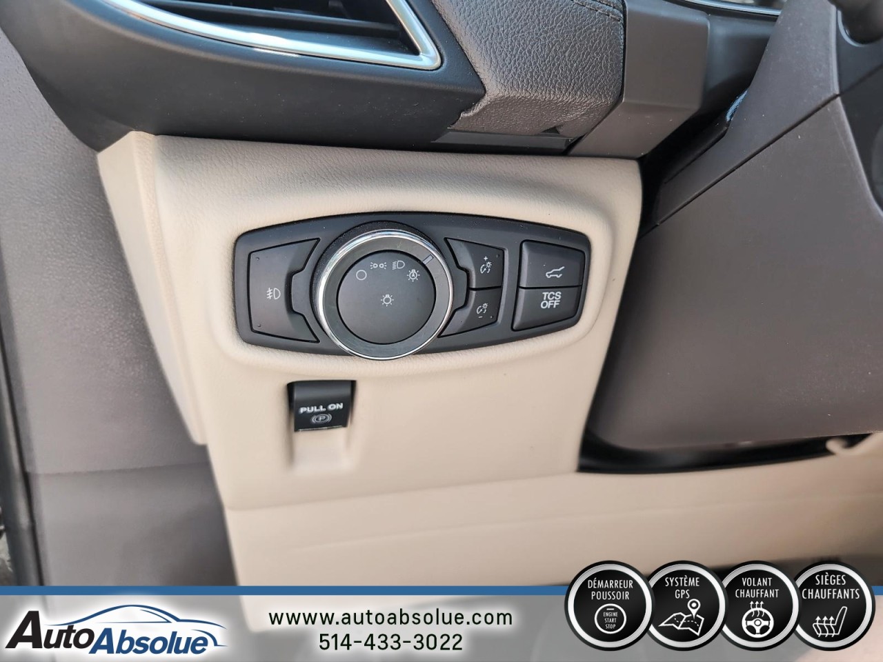 2019 Lincoln Nautilus - Image 16