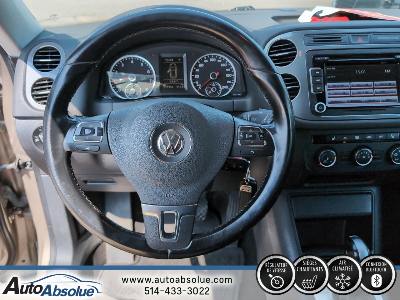 2015 Volkswagen Tiguan - Image 13