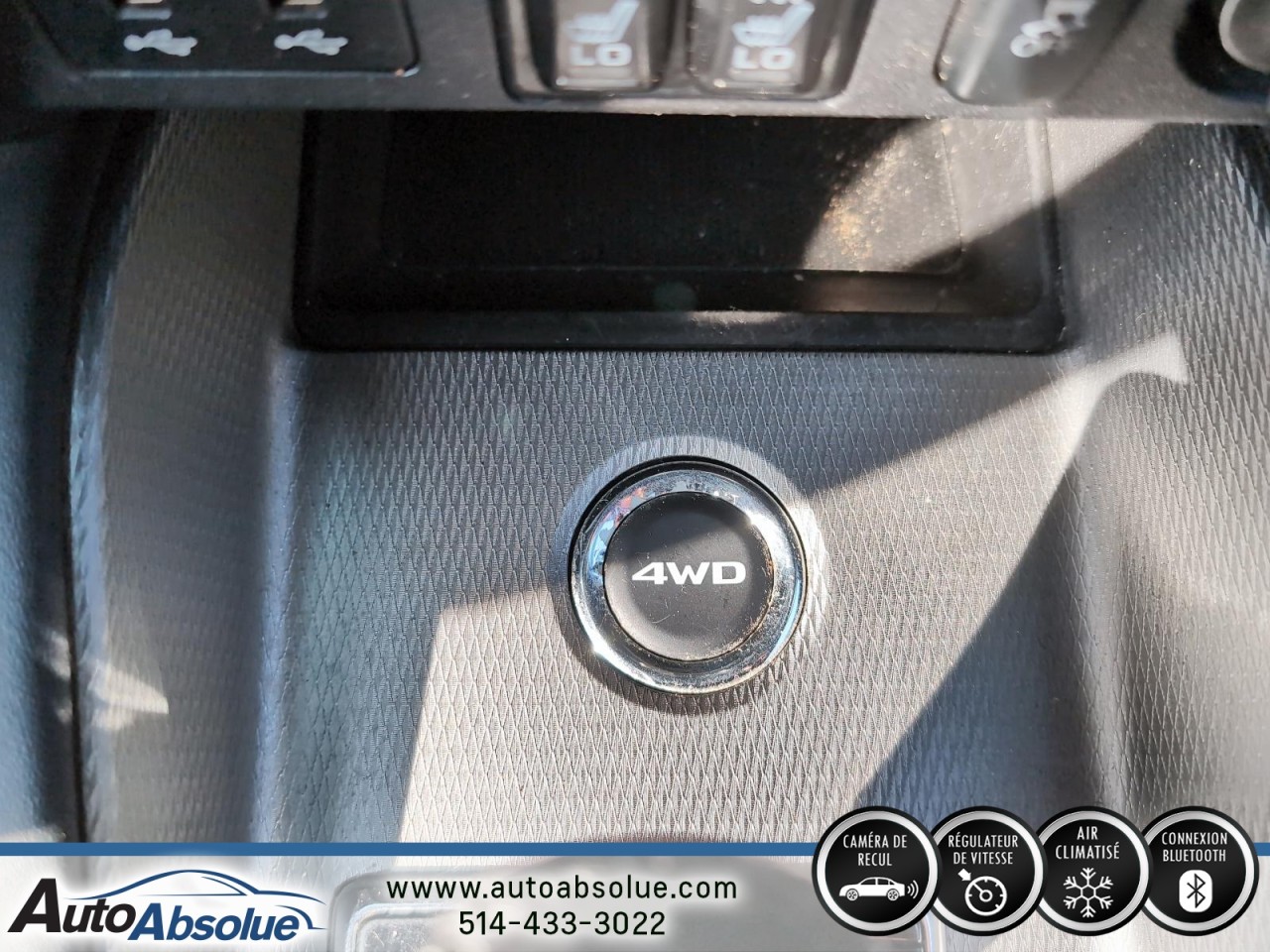 2018 Mitsubishi RVR - Image 16