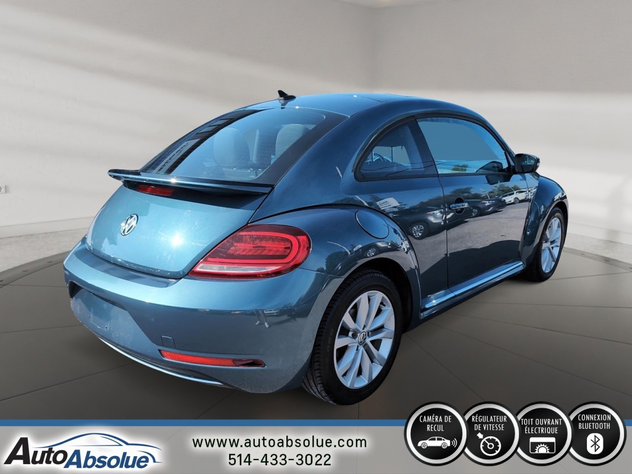 2018 Volkswagen Beetle - Image 3
