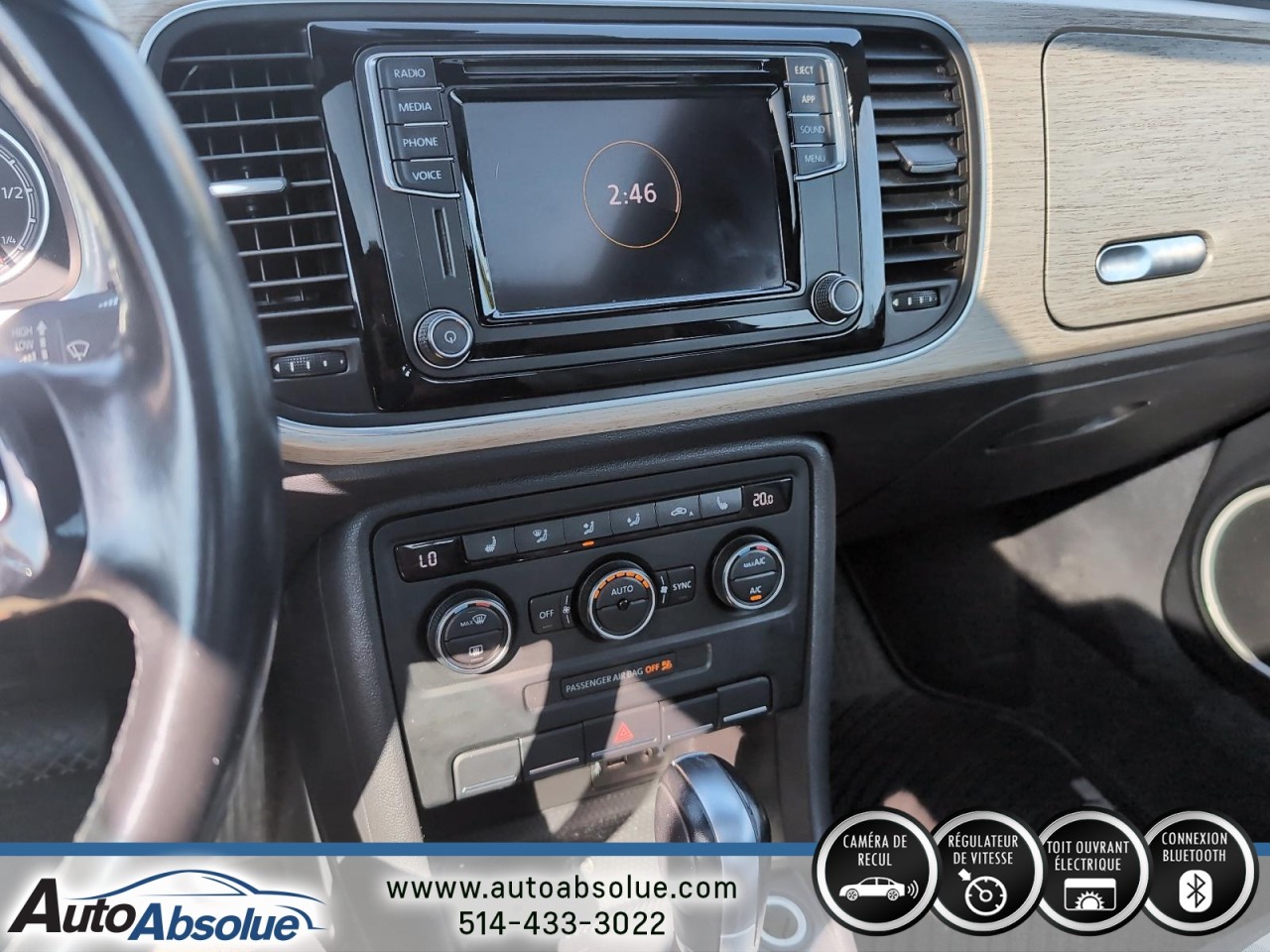 2018 Volkswagen Beetle - Image 13