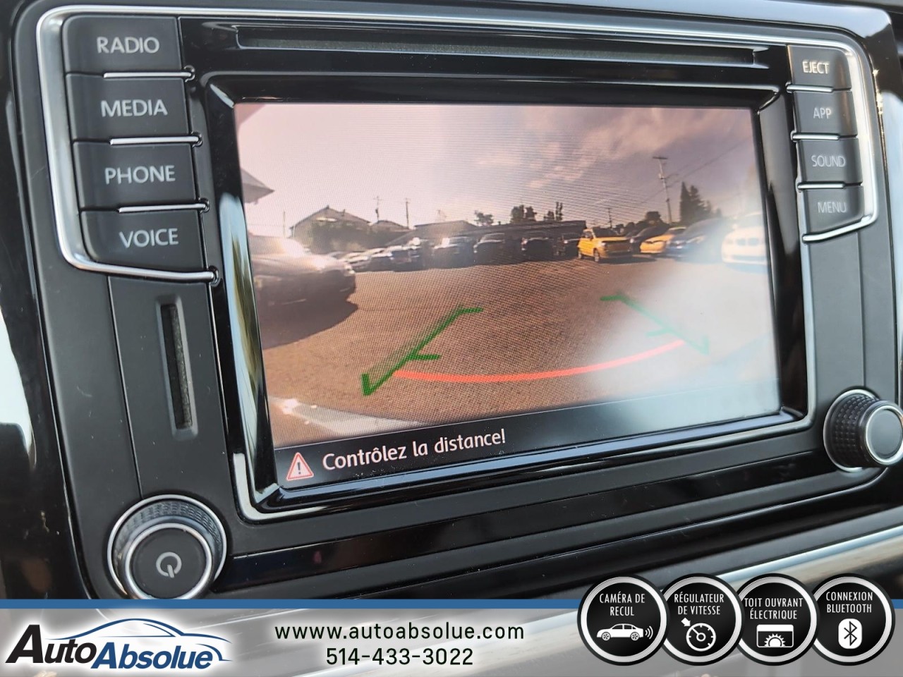 2018 Volkswagen Beetle - Image 18