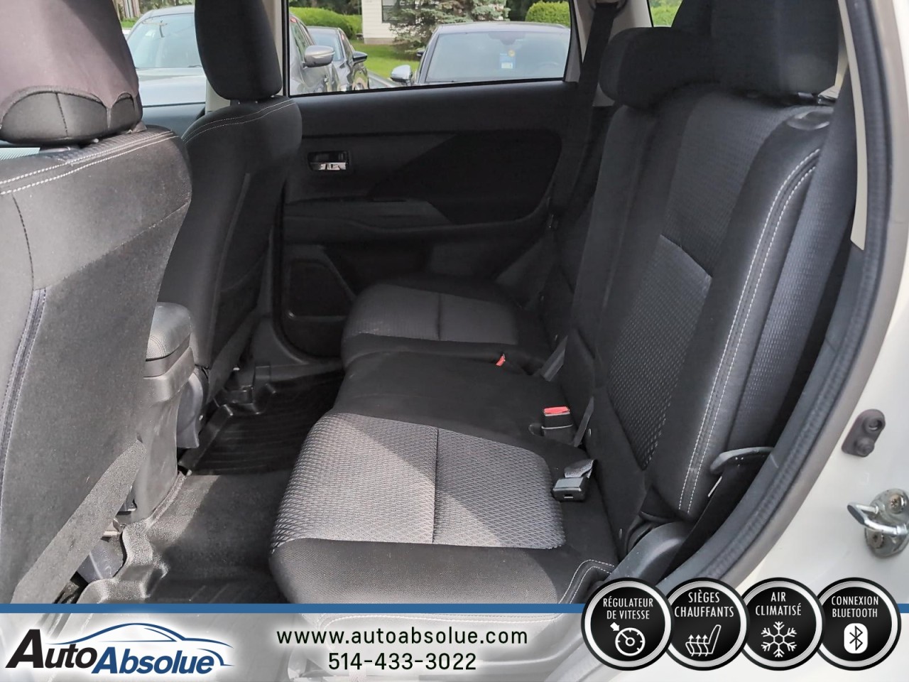 2016 Mitsubishi Outlander - Image 8