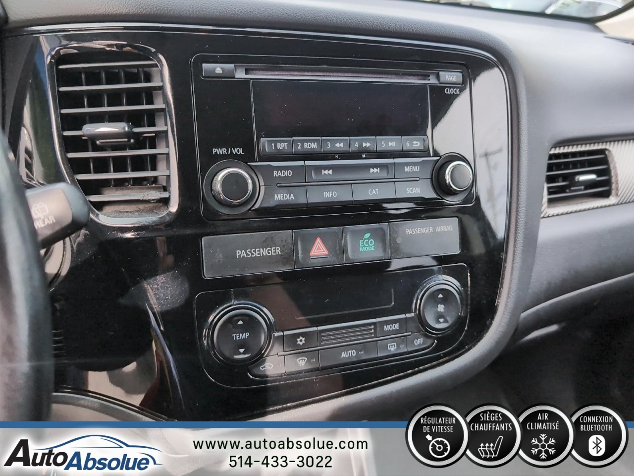 2016 Mitsubishi Outlander - Image 14