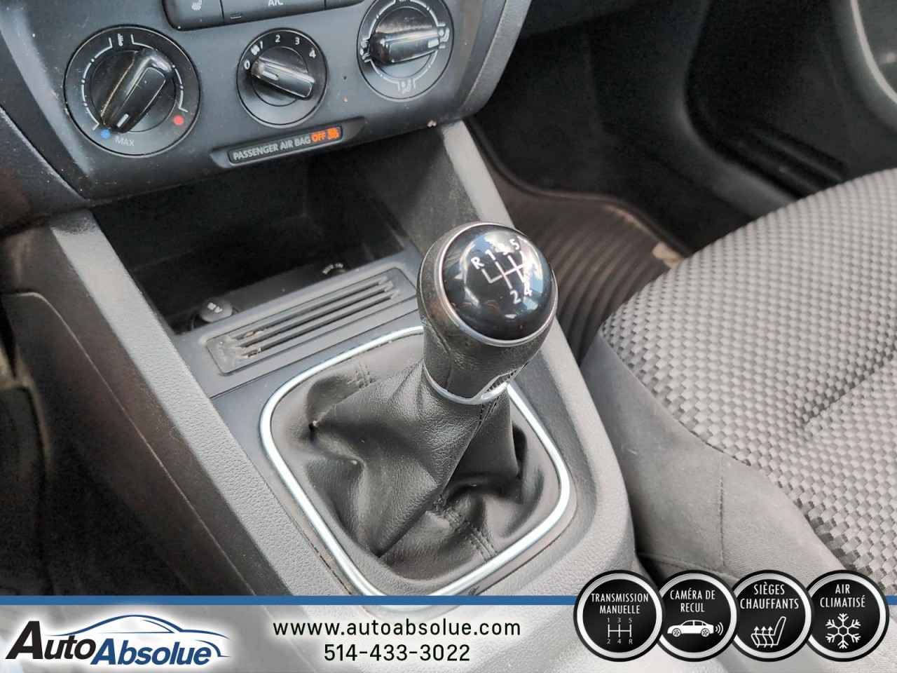 2014 Volkswagen Jetta - Image 11