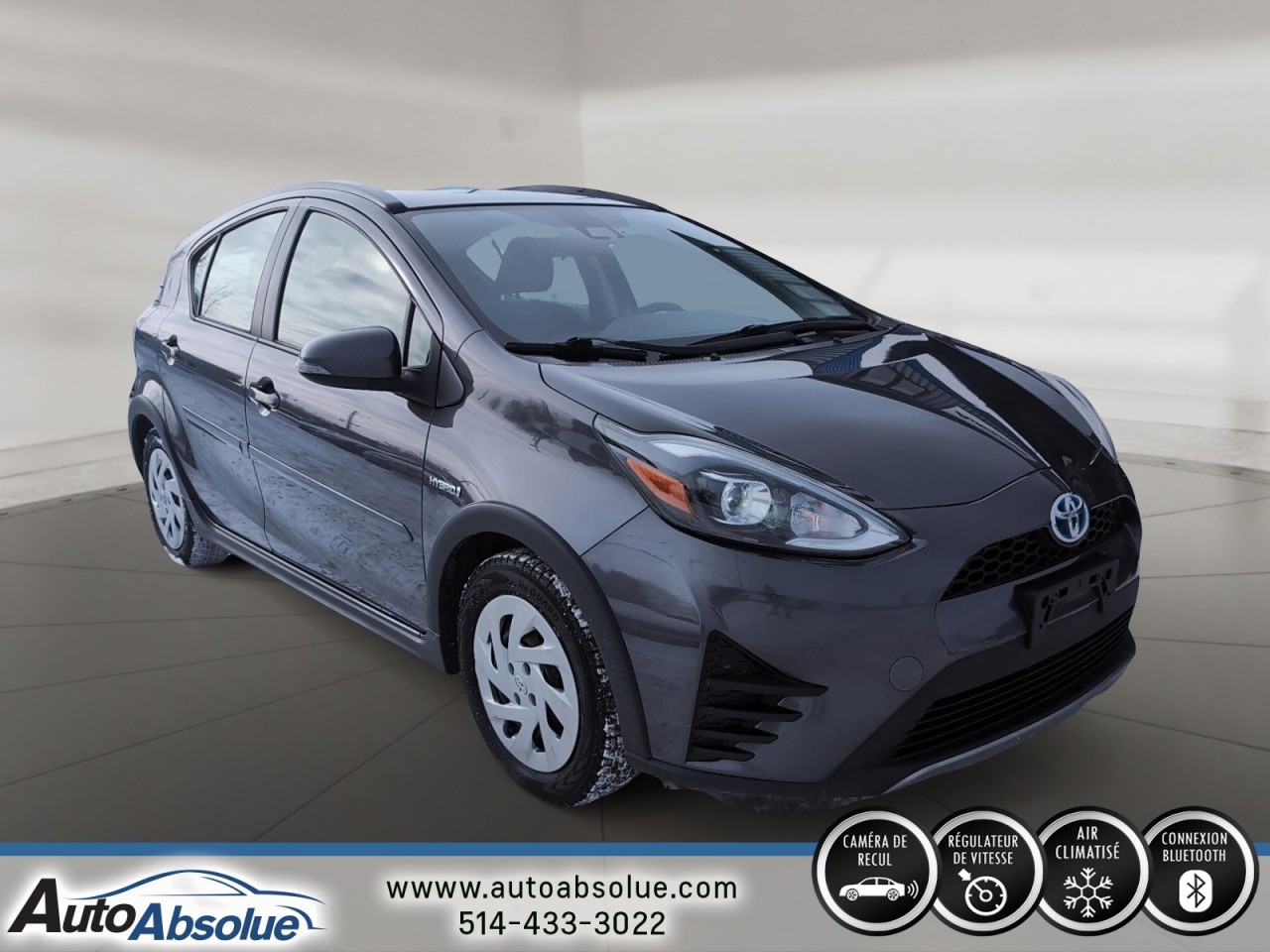 2018 Toyota Prius C - Image 2