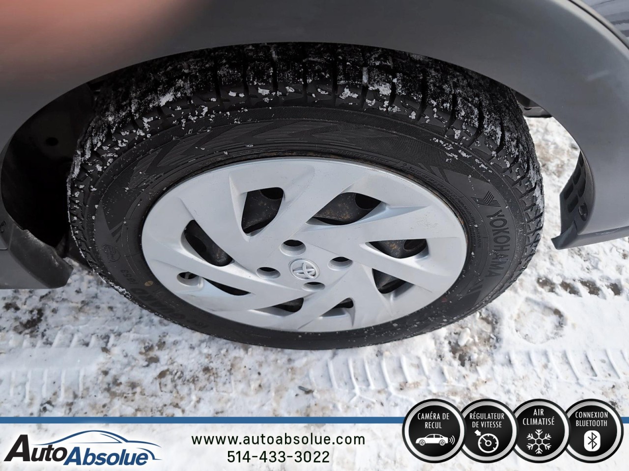 2018 Toyota Prius C - Image 6