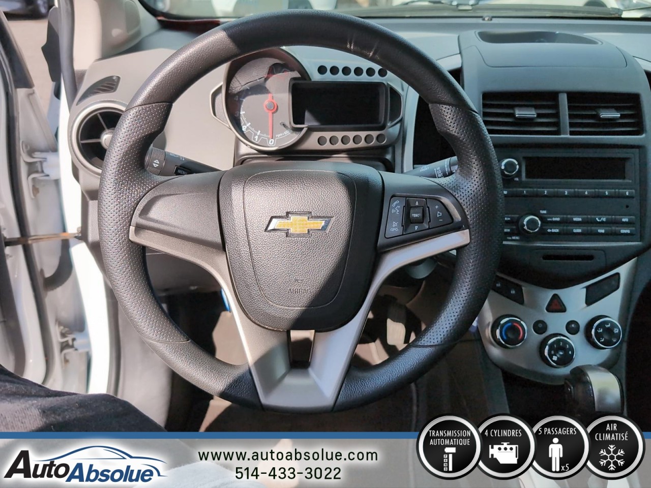 2014 Chevrolet Sonic - Image 11