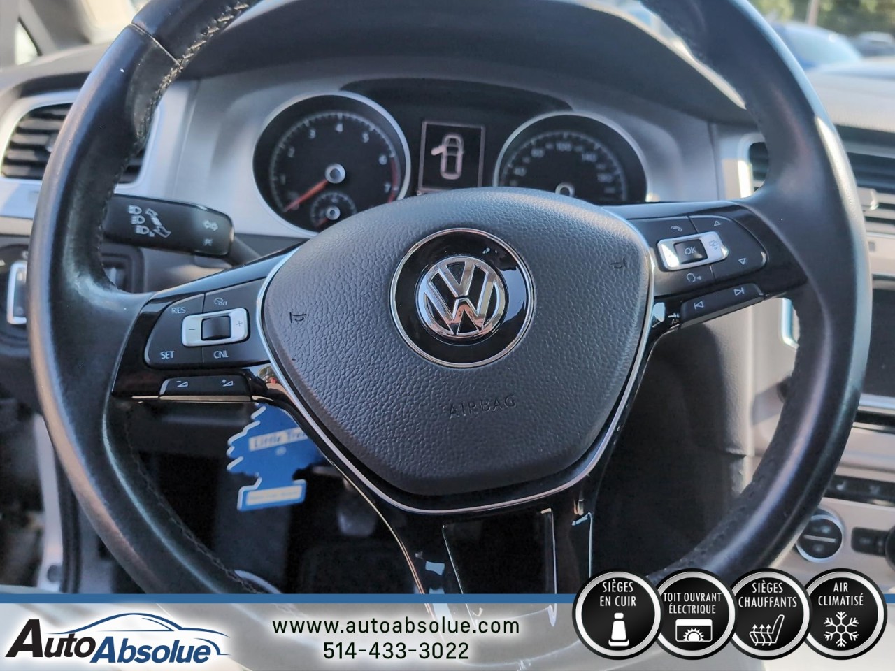 2015 Volkswagen Golf - Image 15
