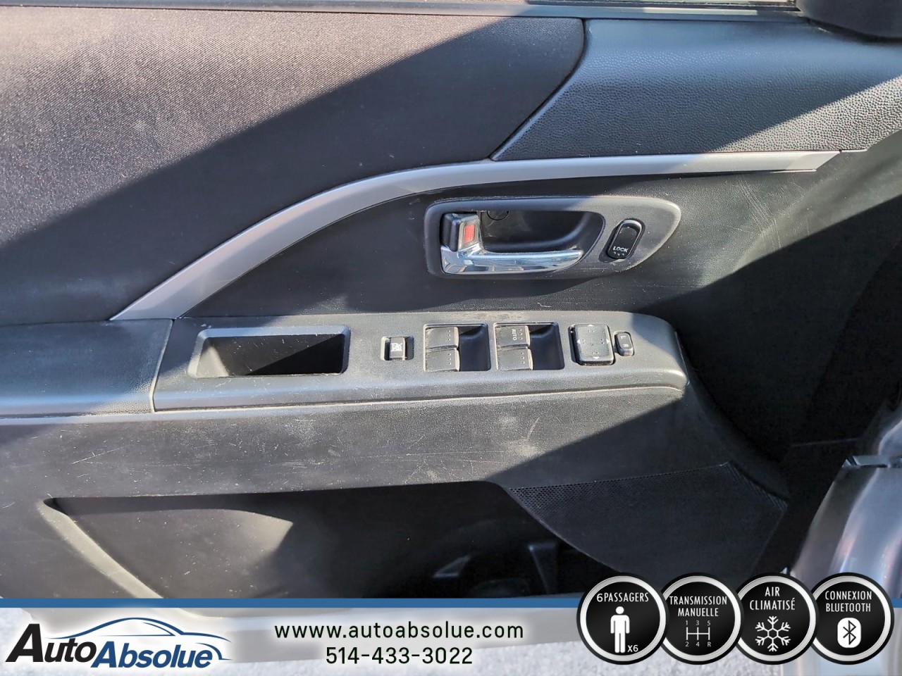 2012 Mazda 5 - Image 10