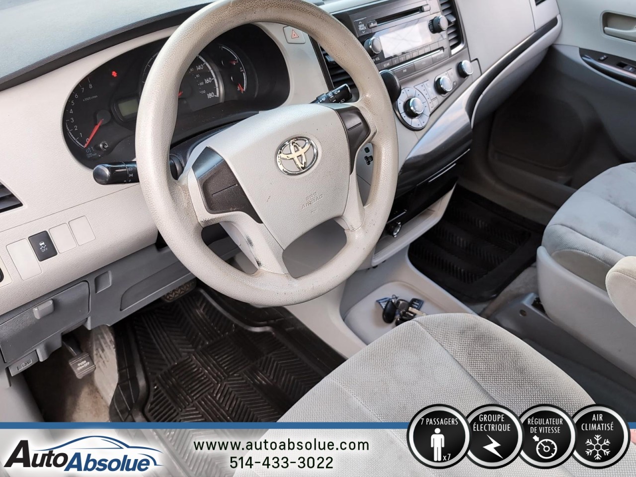 2011 Toyota Sienna - Image 10