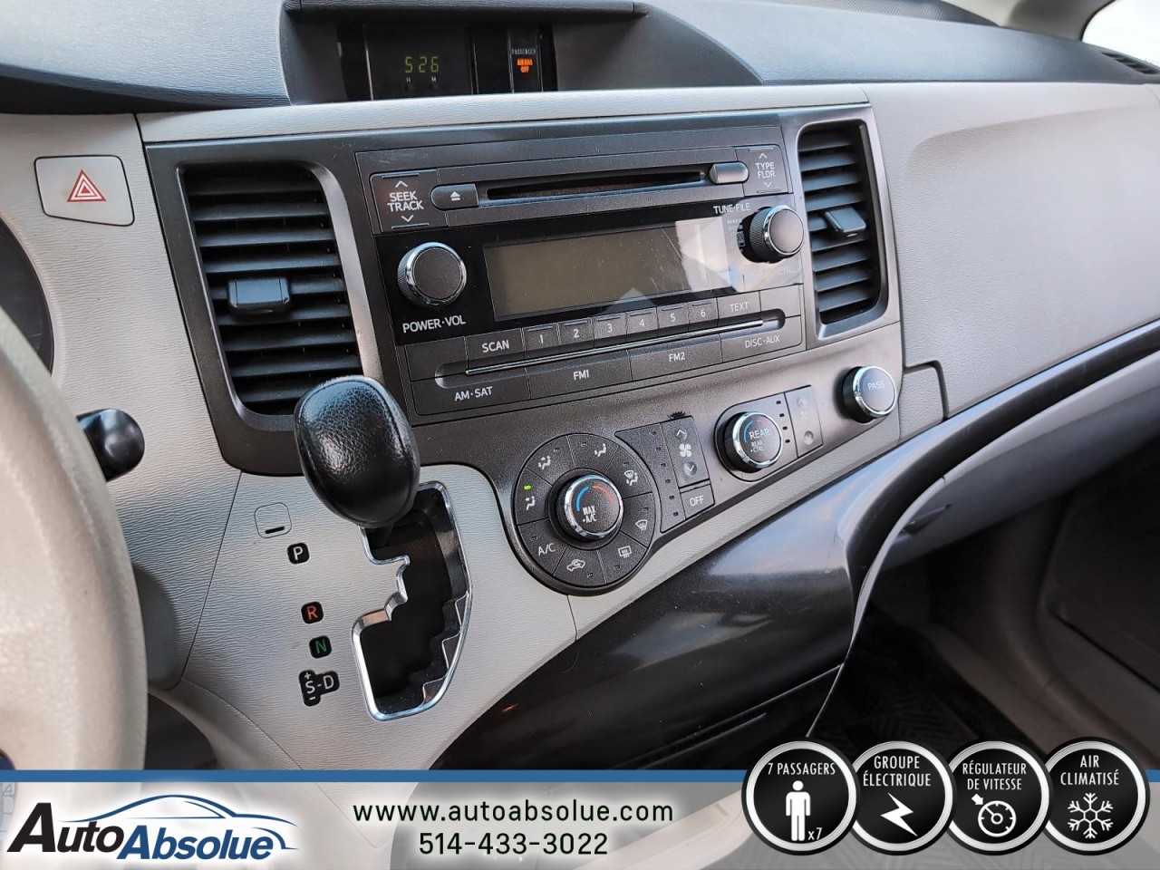 2011 Toyota Sienna - Image 14