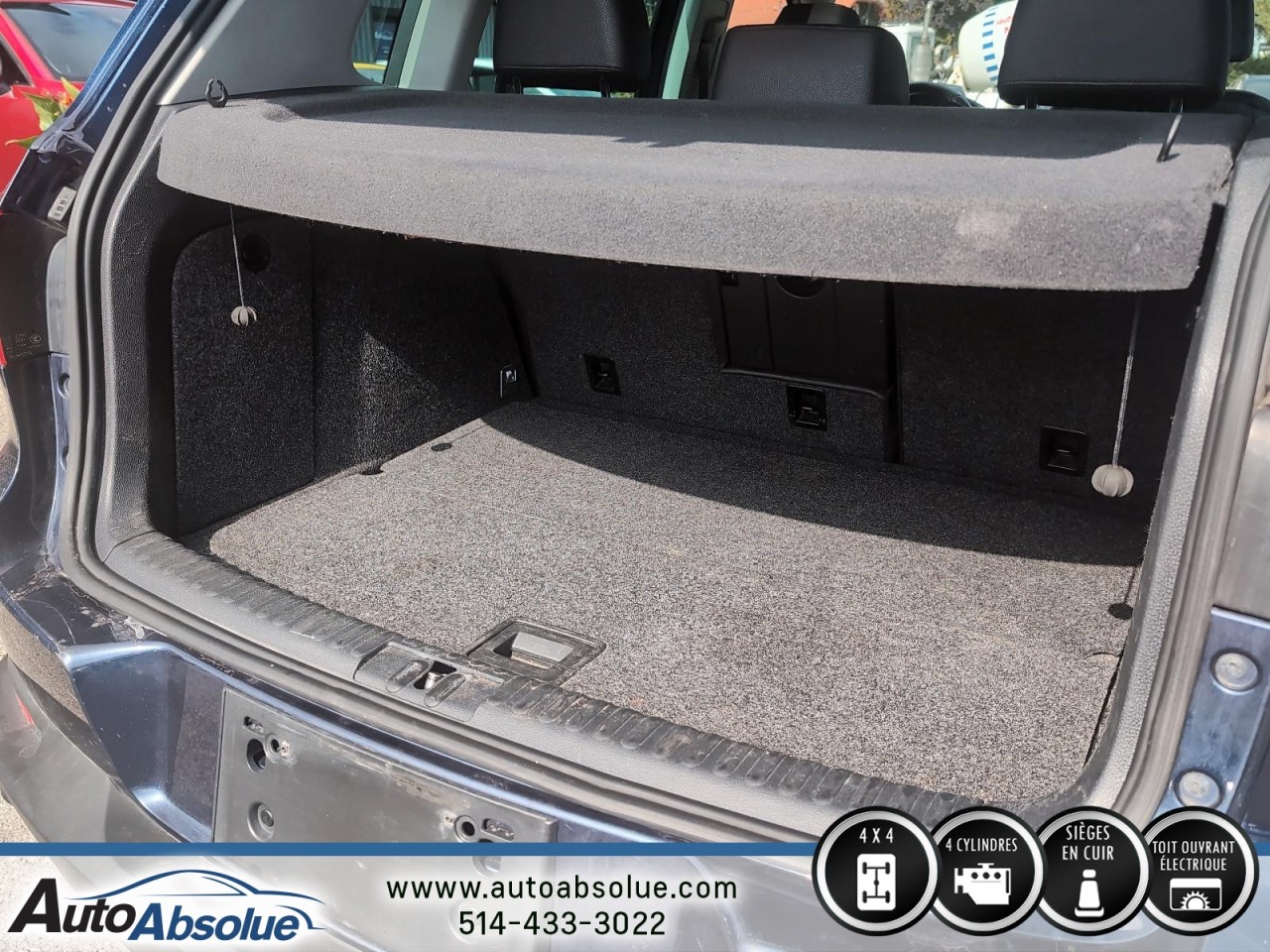 2012 Volkswagen Tiguan - Image 7