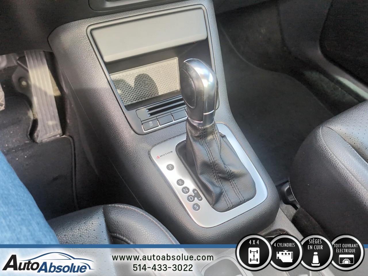 2012 Volkswagen Tiguan - Image 14