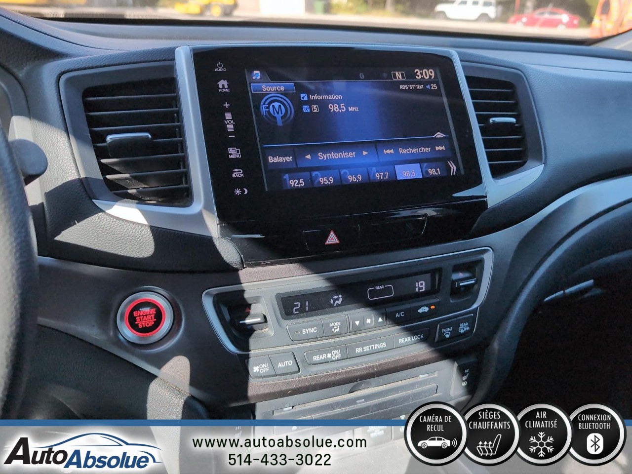 2017 Honda Pilot - Image 14