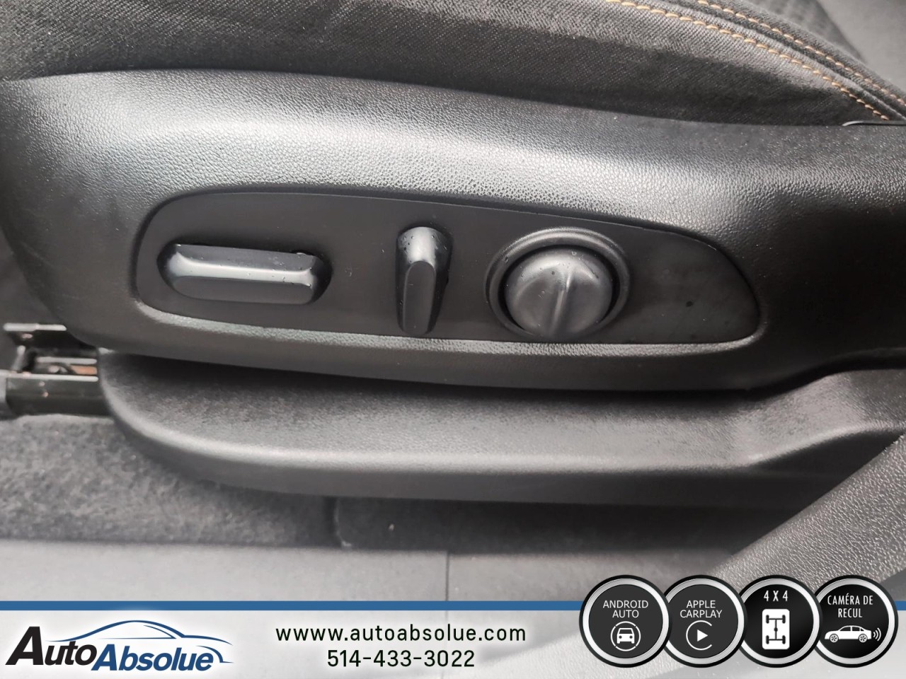 2020 GMC Terrain - Image 13