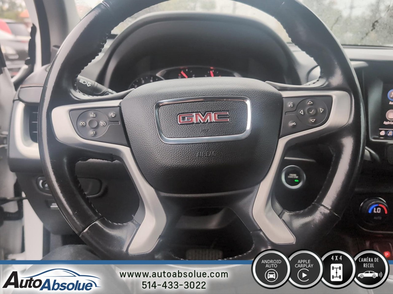 2020 GMC Terrain - Image 14