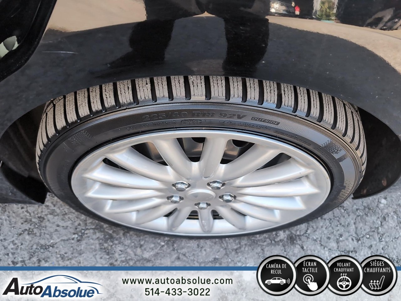 2019 Hyundai Elantra - Image 7