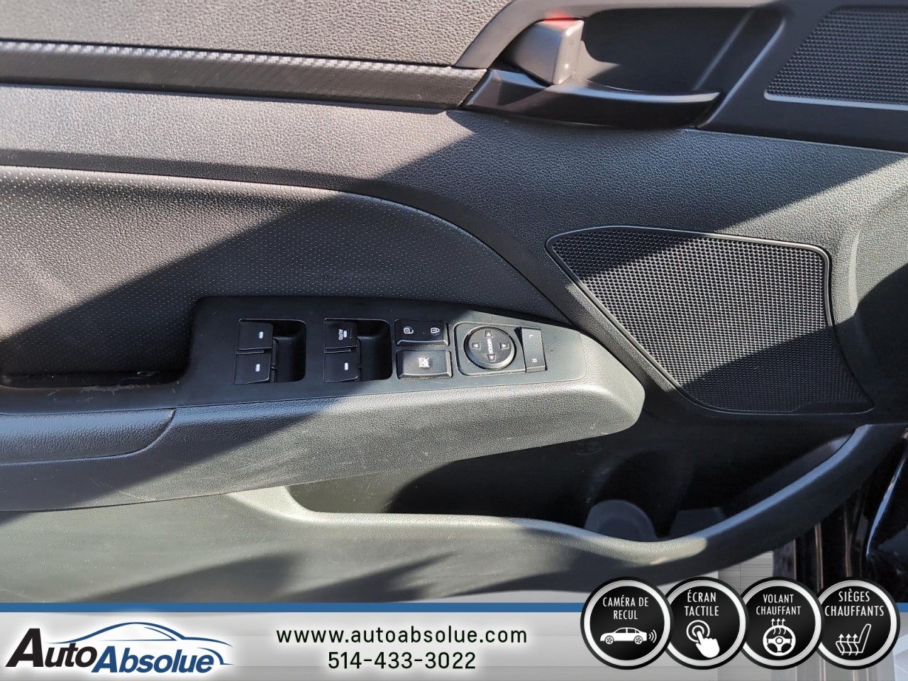 2019 Hyundai Elantra - Image 11