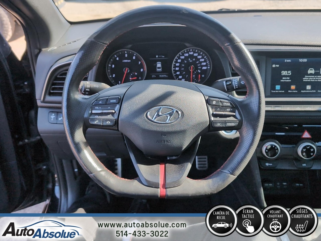 2019 Hyundai Elantra - Image 12