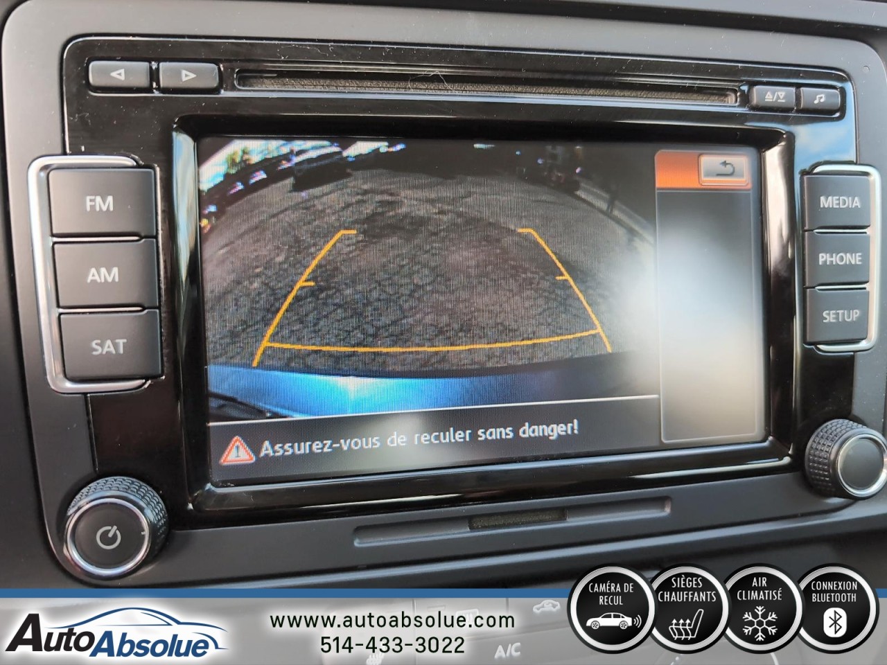 2015 Volkswagen Jetta - Image 17