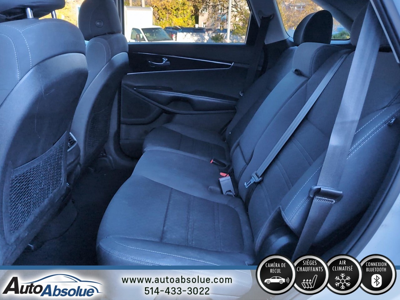 2017 Kia Sorento - Image 8