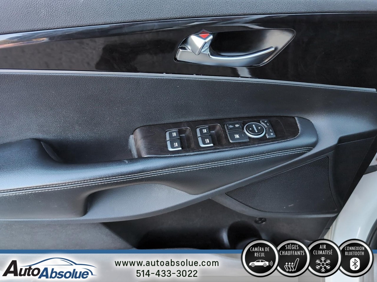 2017 Kia Sorento - Image 11