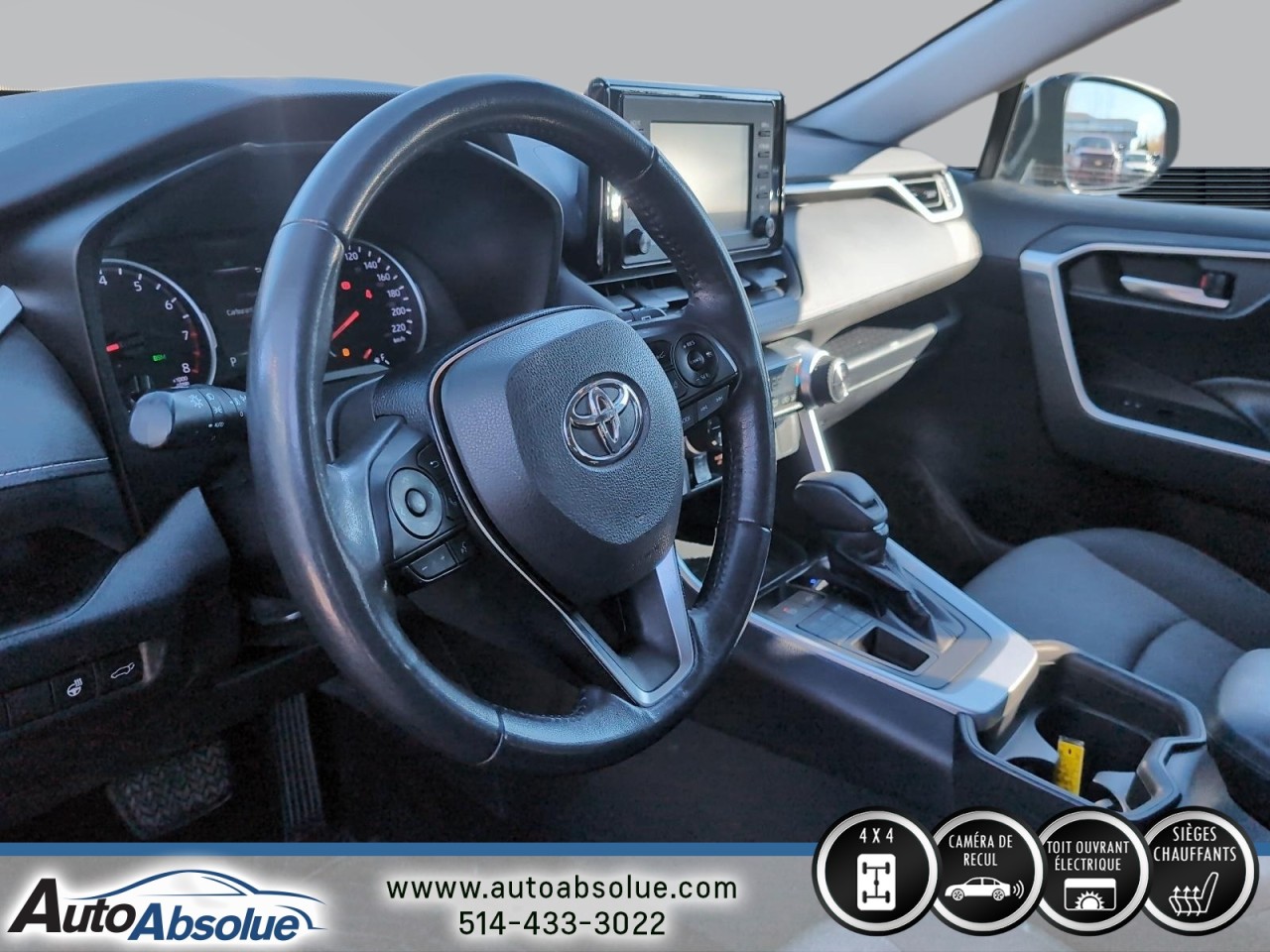 2019 Toyota RAV4 - Image 11