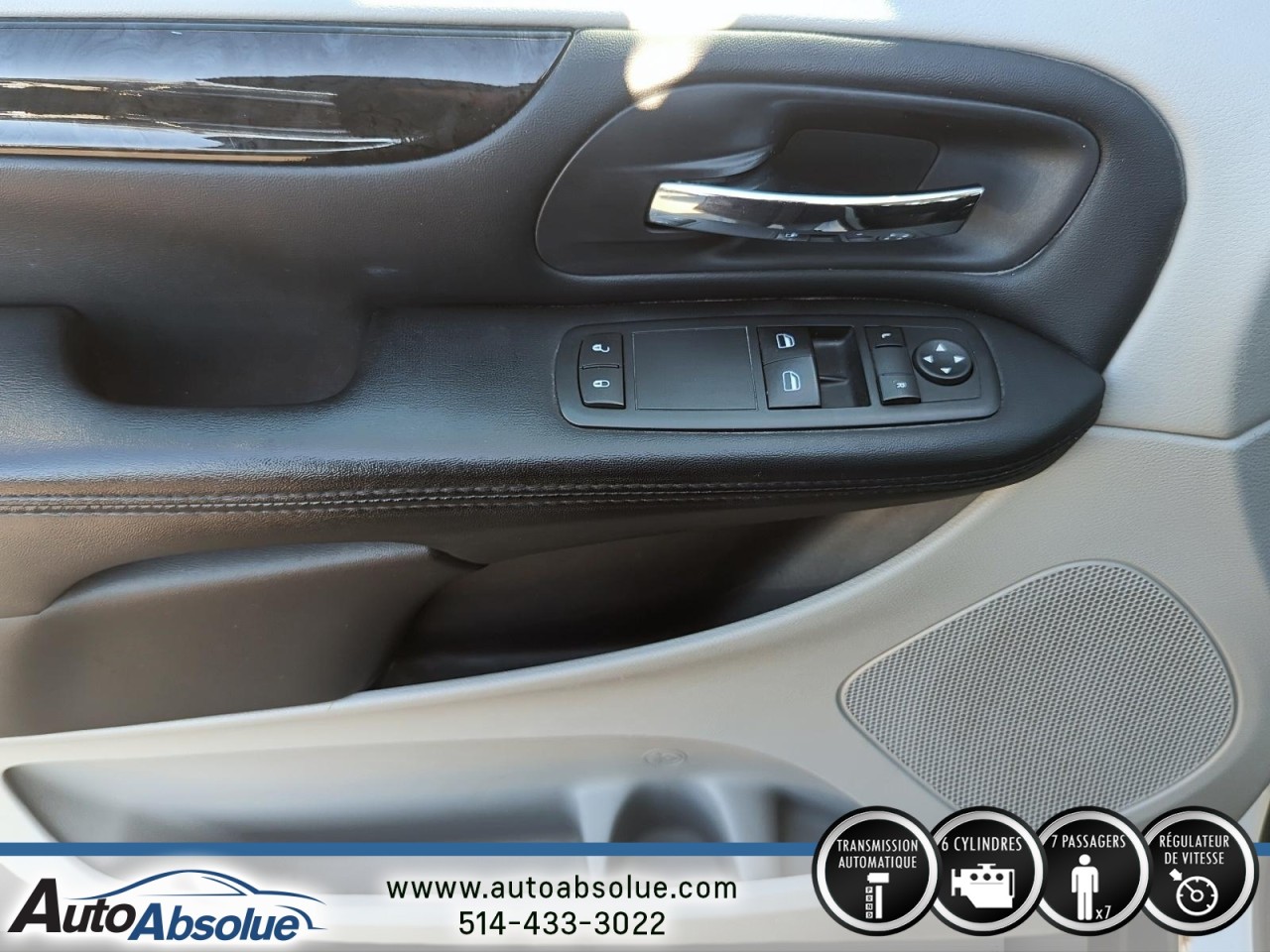 2016 Dodge Grand Caravan - Image 11