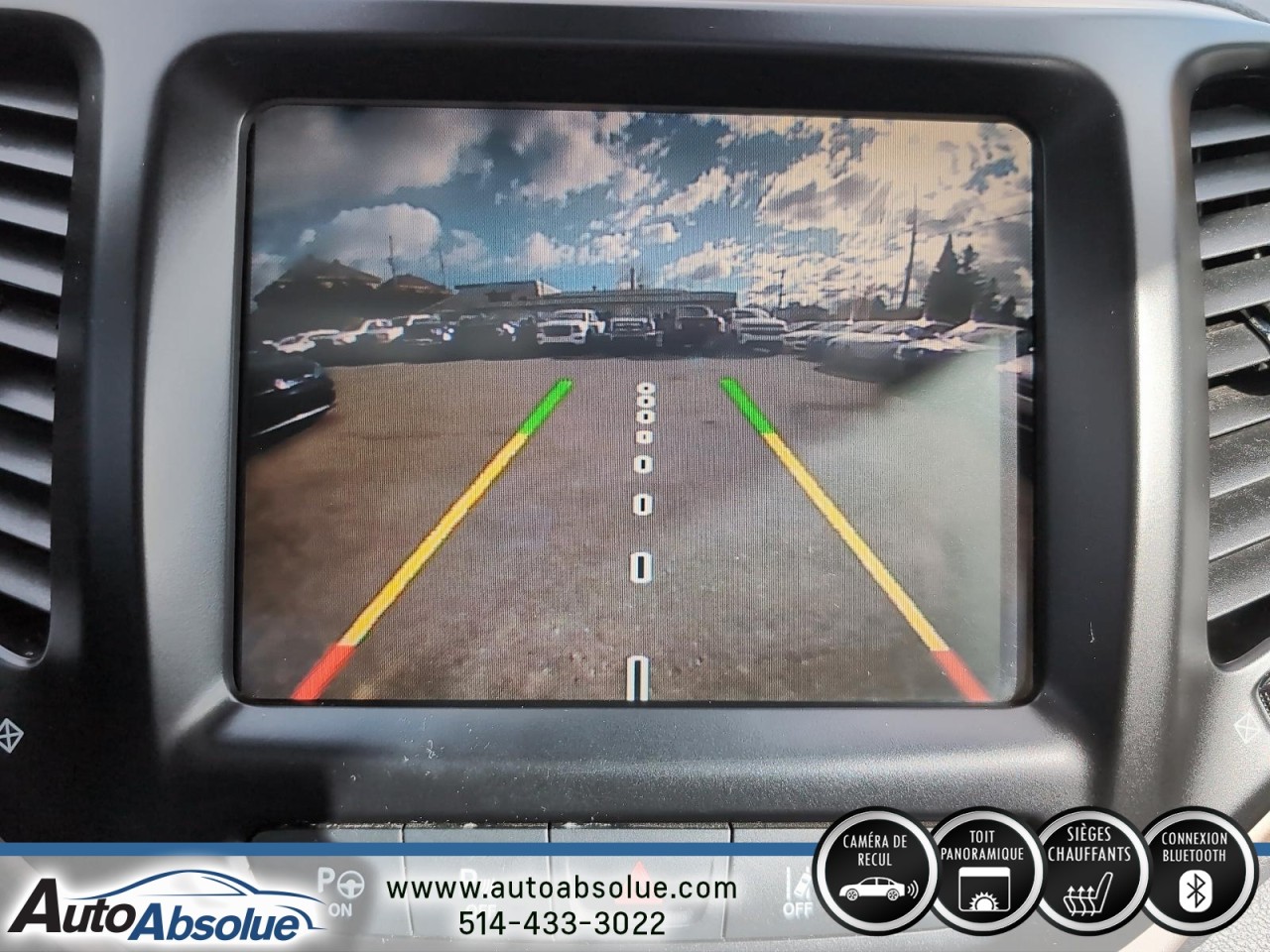 2017 Jeep Cherokee - Image 18